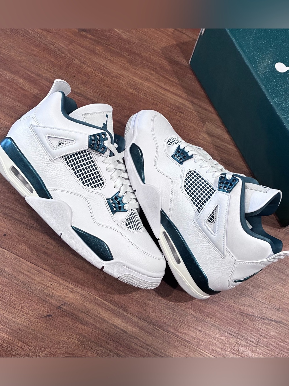 Jordan 4 Retro Oxidized Green Size 11 Deadstock/Brand New! 100% AUTHENTIC